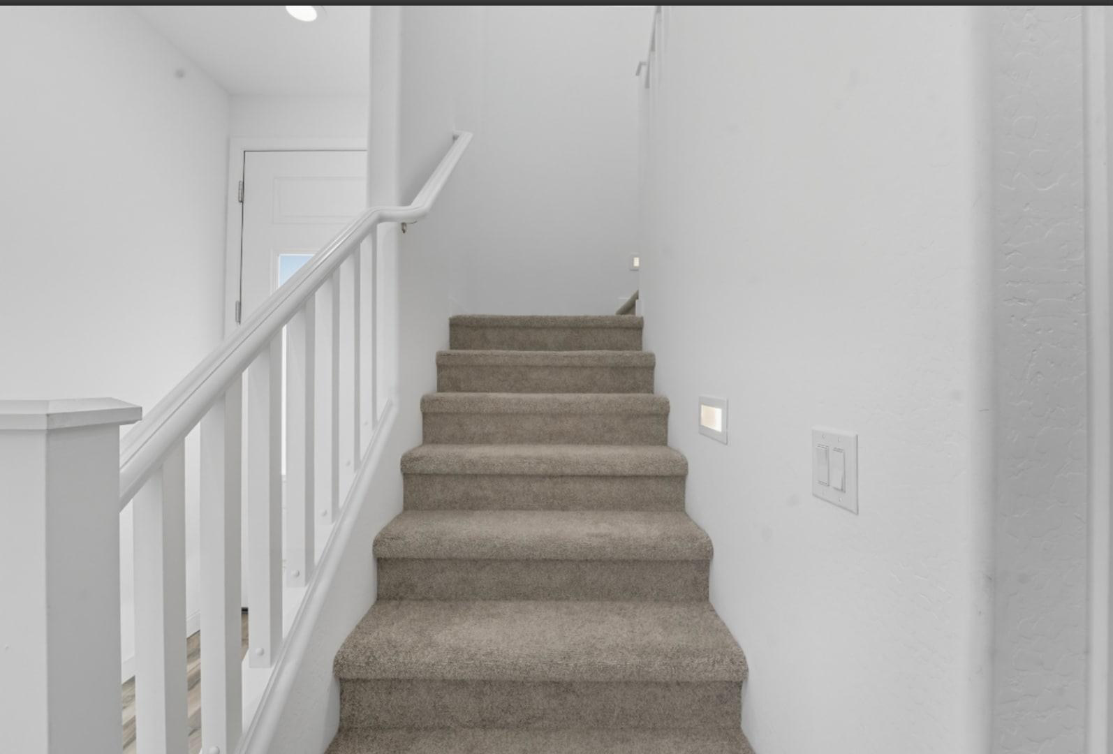 Building Photo - 4063 E Pinto Dr