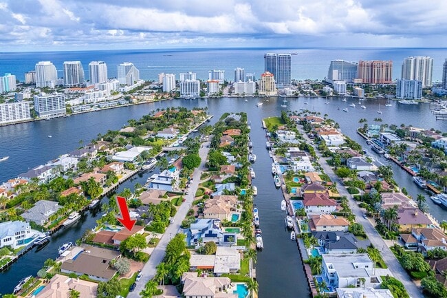 Building Photo - 2519 Barcelona Dr