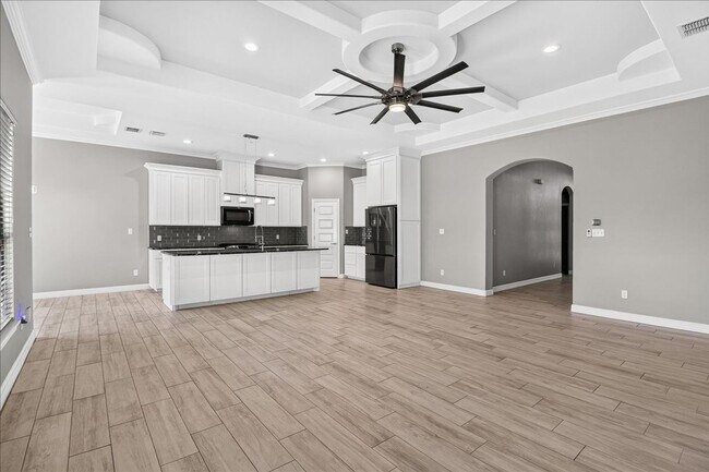 Building Photo - 6718 Stuyvesant Ct