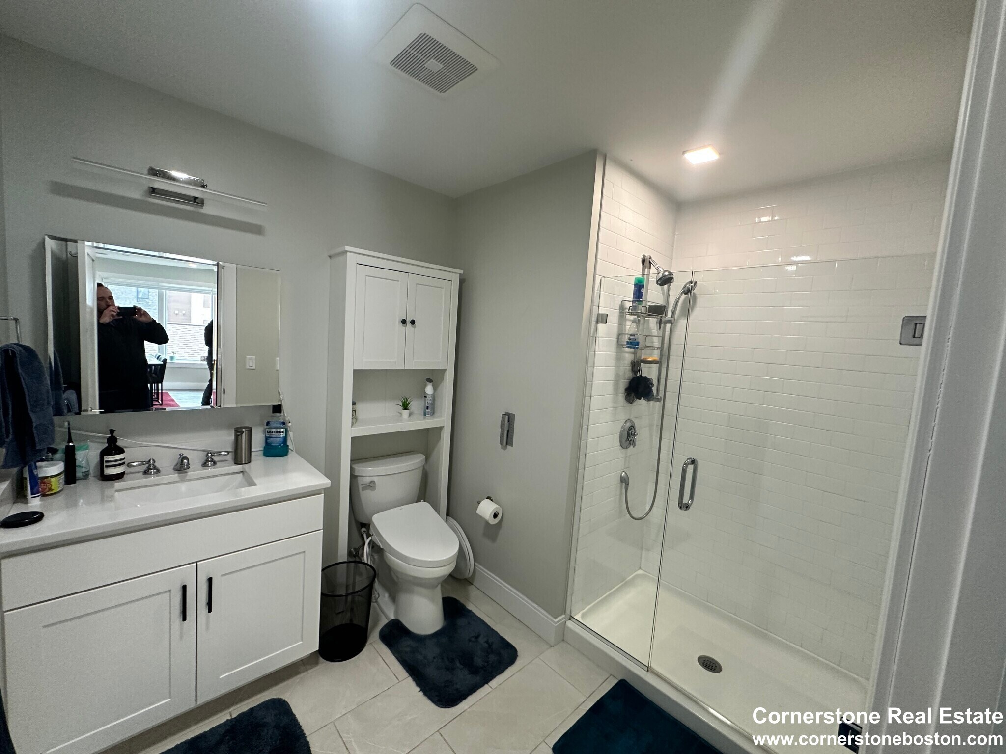 Building Photo - 210 Old Colony Ave