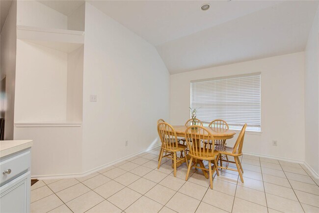 Building Photo - 3110 Lancefield Ct