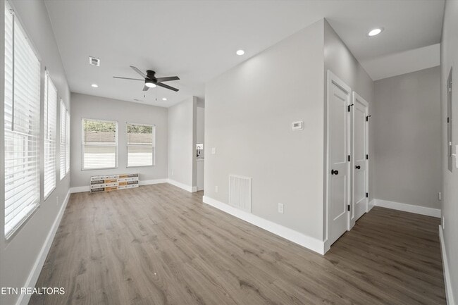 Building Photo - 2713 Tarleton Ave