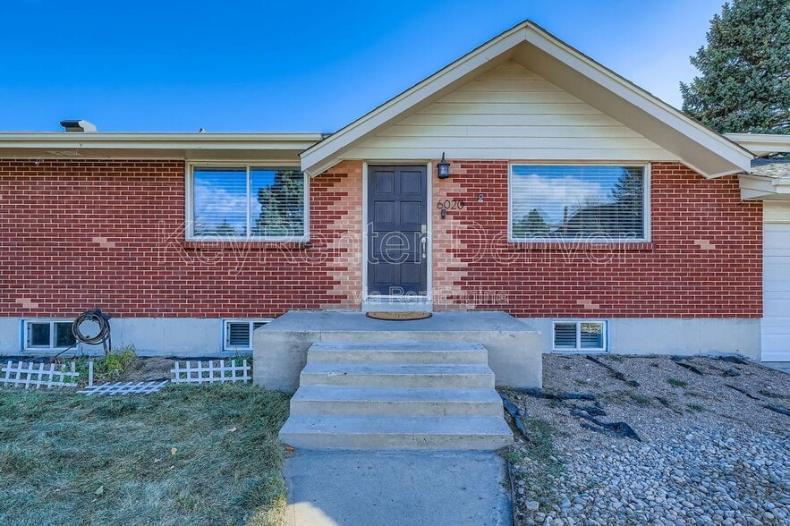 Building Photo - 6020 Wolff St