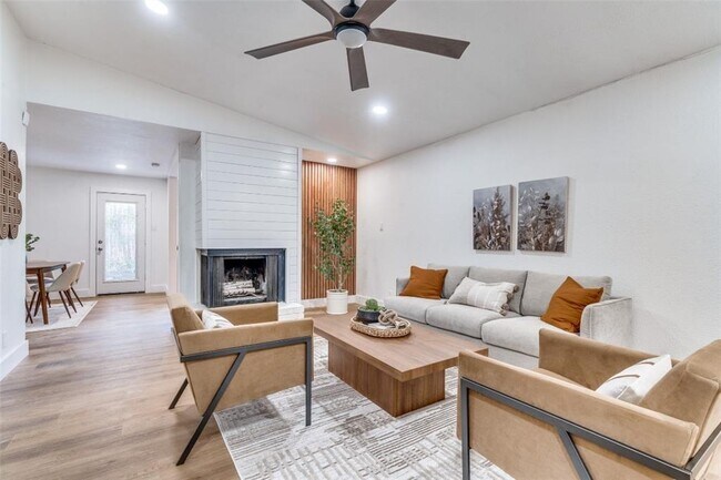 Building Photo - 9412 Quail Meadow Dr
