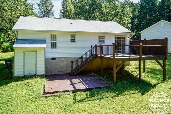 Building Photo - 133 Madeline Ct
