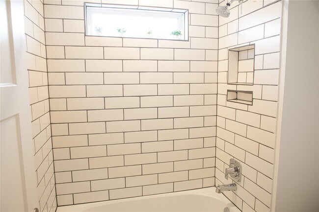 Building Photo - 22507 Cappella Vlg Ln