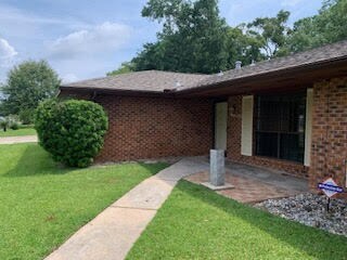 Primary Photo - 609 Parkwood Dr