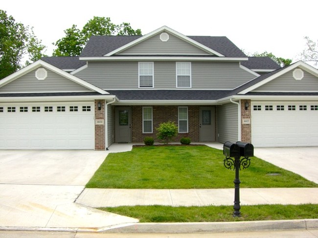 Duplex Exterior - Beacon Ridge