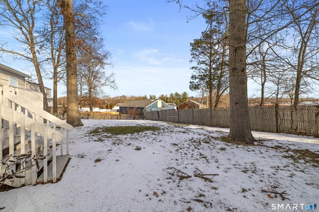 Building Photo - 12 Beach Park Rd