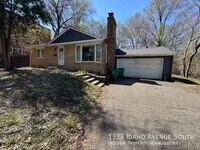 Building Photo - 1338 Idaho Ave S