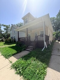 Building Photo - 428 S Clemens Ave