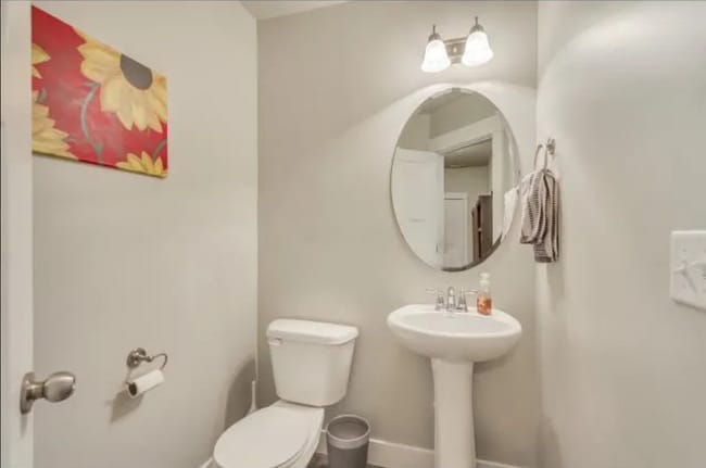 Building Photo - SCC 13D