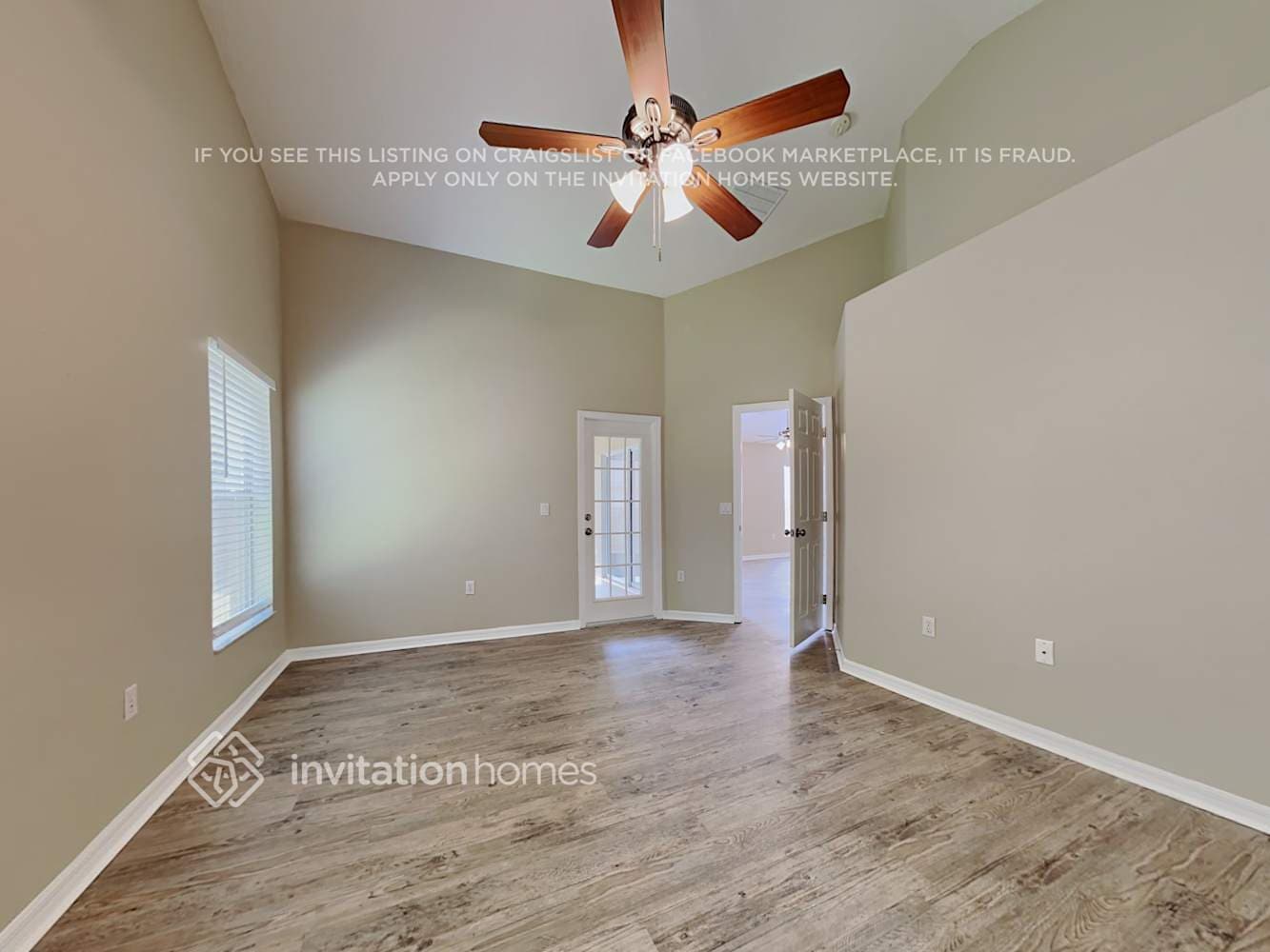 Building Photo - 3155 Lindera Dr