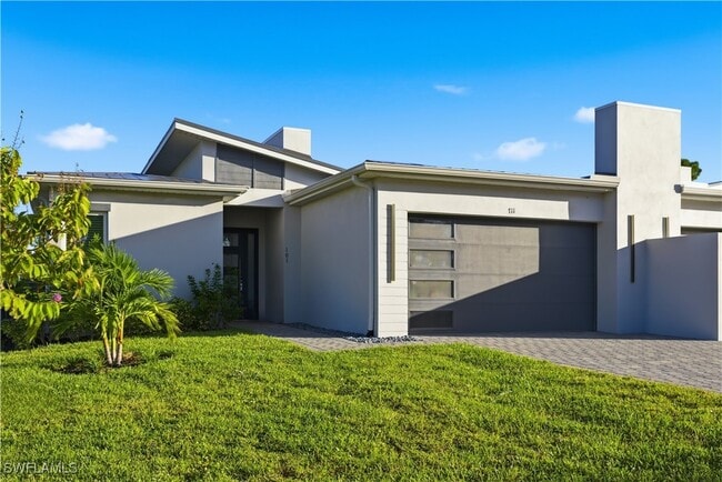 Building Photo - 711 91st Ave N