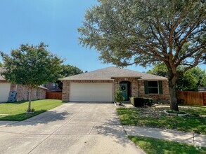 Building Photo - 13183 Cowper Dr