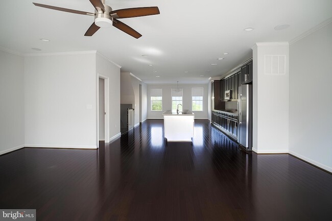 Building Photo - 21493 Willow Breeze Sq