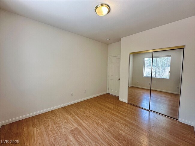 Building Photo - 309 Falcons Fire Ave
