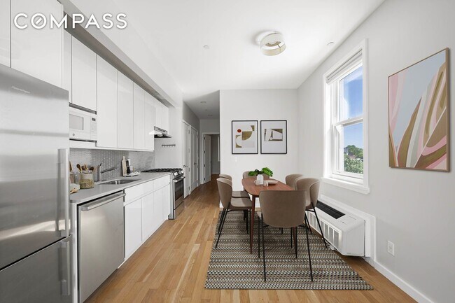 Building Photo - 195 Hawthorne St