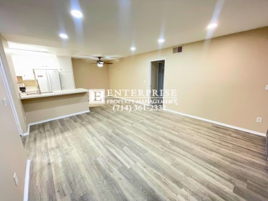 Building Photo - Freshly Updated 2-br Condo in South Coast Metro Area