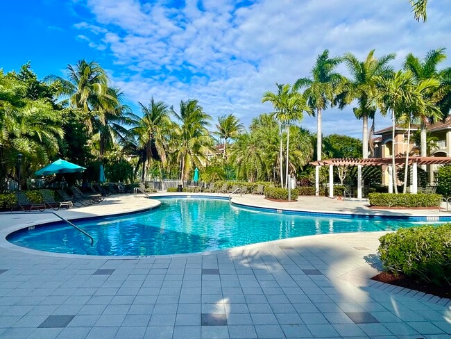 Building Photo - 6533 Emerald Dunes Dr