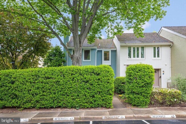 Building Photo - 2001 Chadds Ford Dr