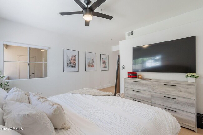 Building Photo - 11333 N 92nd St