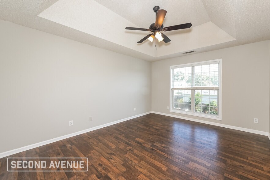 Building Photo - 130 Shenandoah Dr