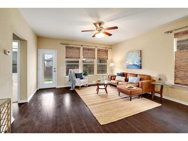 Building Photo - 16021 Travesia Way