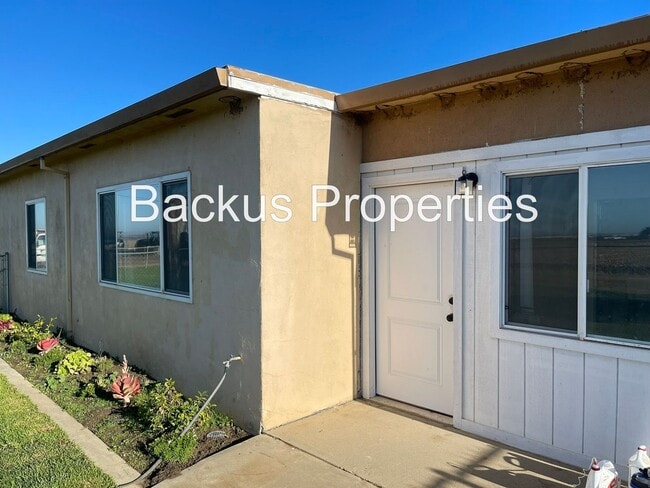 Building Photo - 333 Espinosa Rd