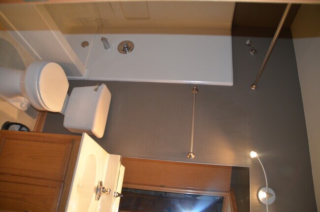 Building Photo - 2503 Dickens Dr