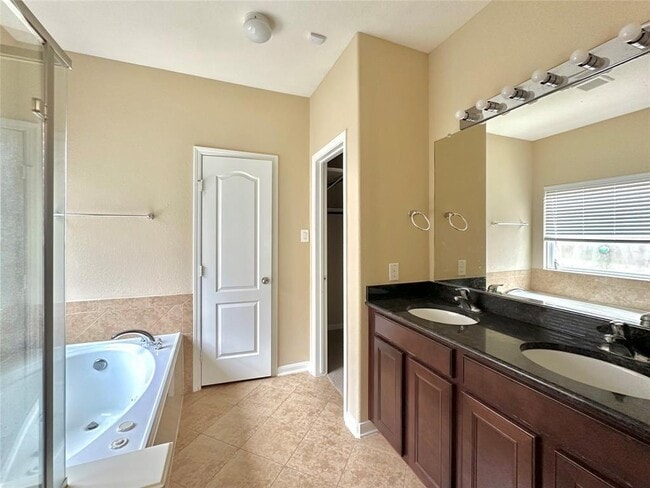 Building Photo - 9543 Ryans Ranch Ln