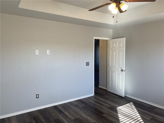 Building Photo - 1426 Apollo Dr