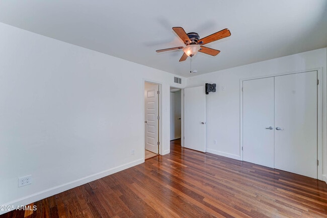 Building Photo - 4019 E Turney Ave