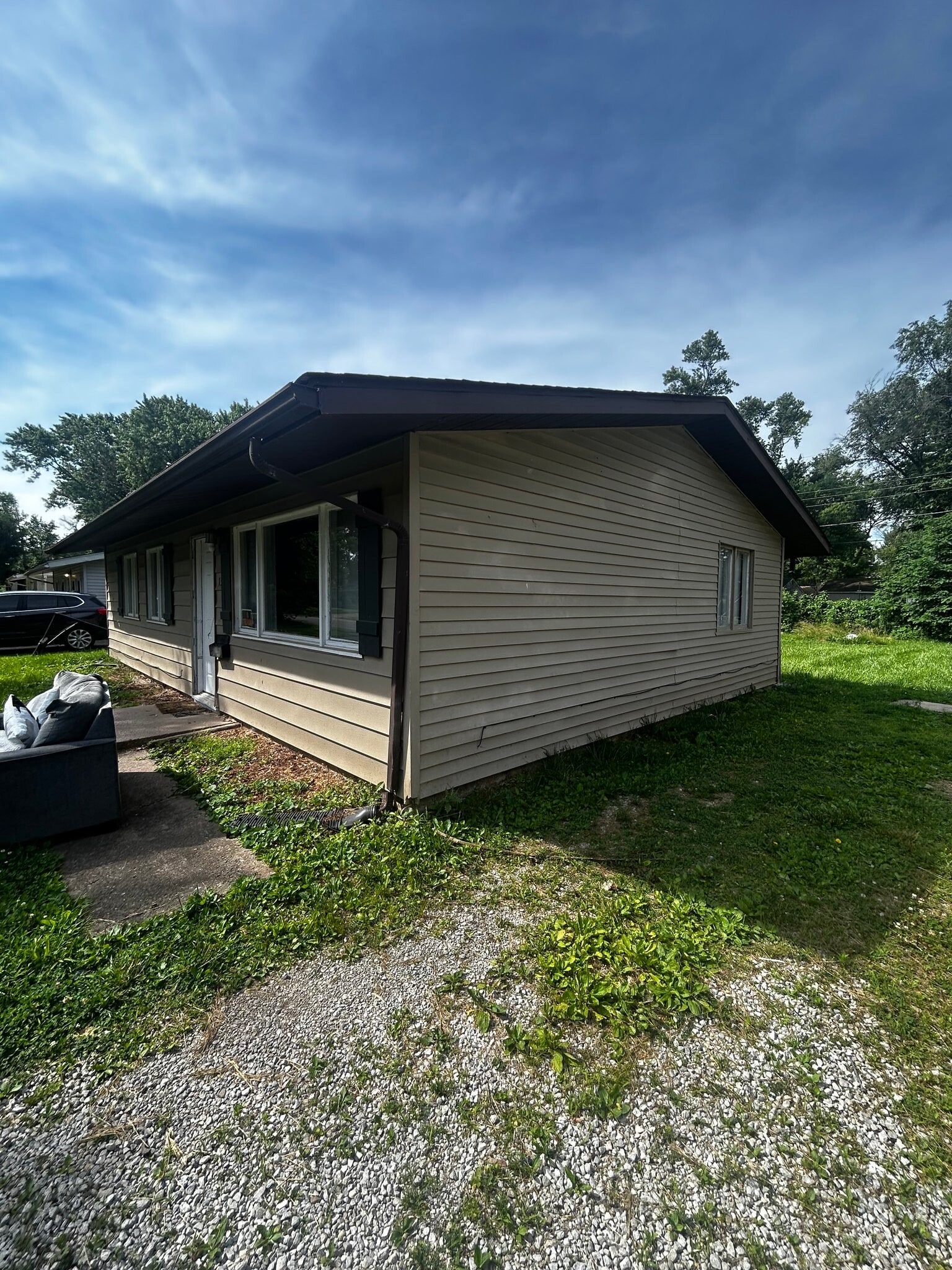Building Photo - 13 Drexel Dr