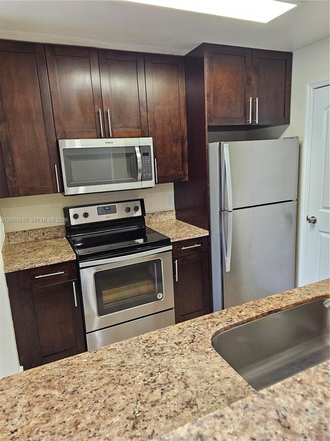 Building Photo - 2627 NW 33rd St