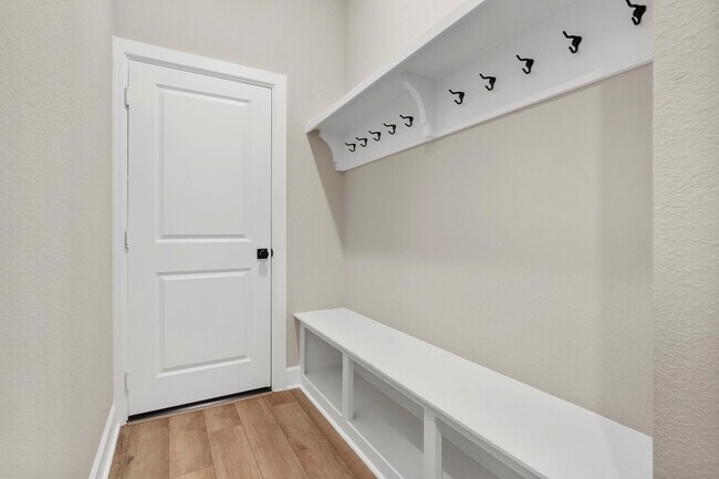 Building Photo - 18303 Bluebird Br Ln