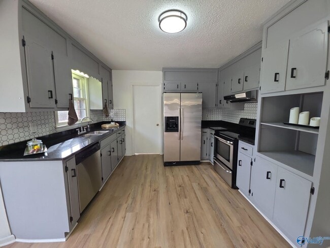 Building Photo - 2200 Britain Ave SW