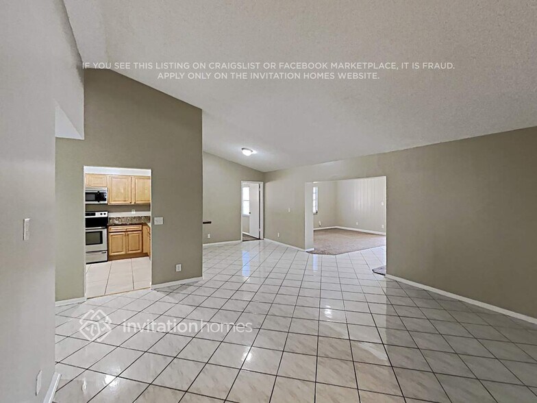 Building Photo - 9314 Southampton Pl