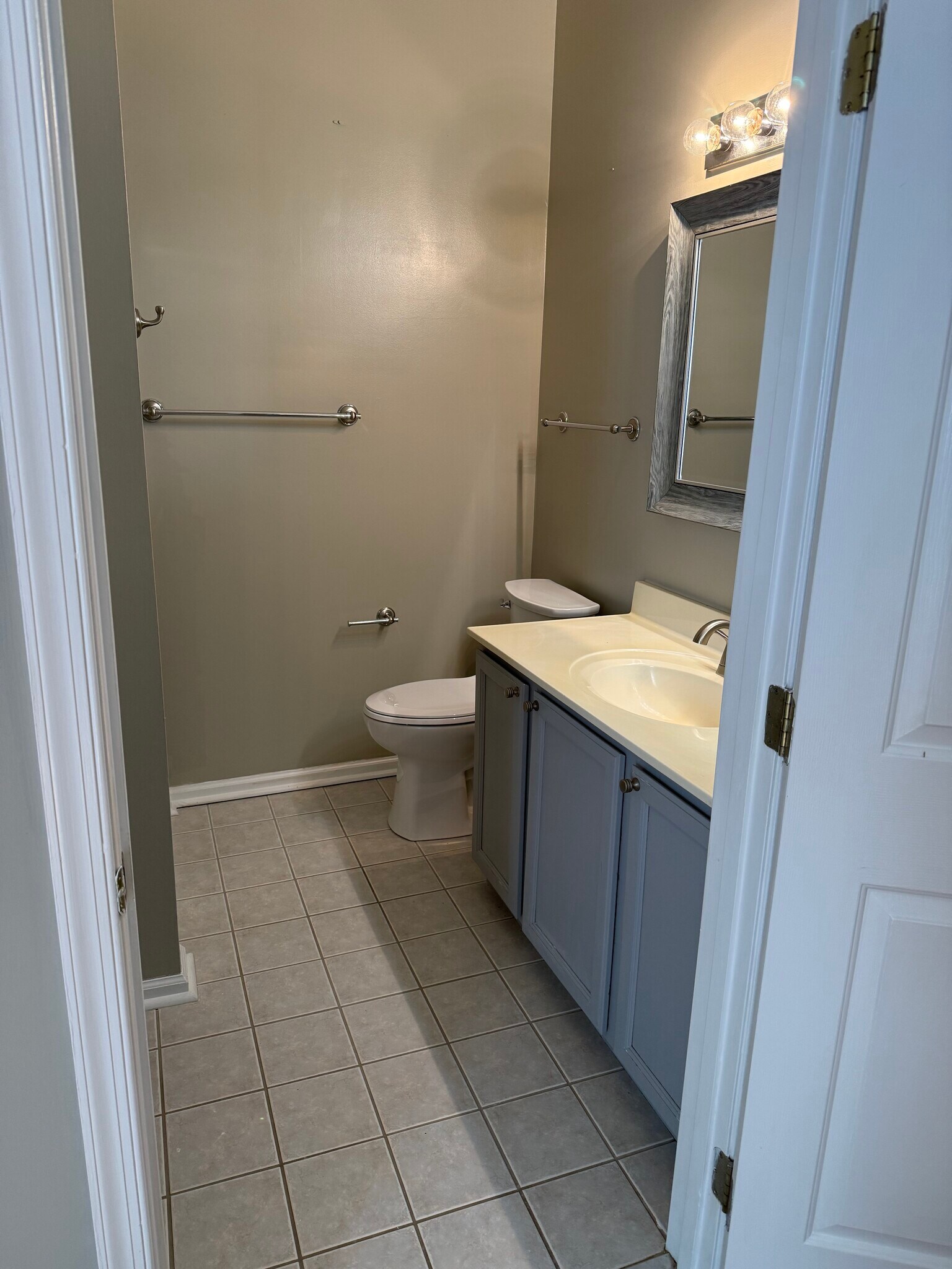 Building Photo - 6622 Cambria Ter