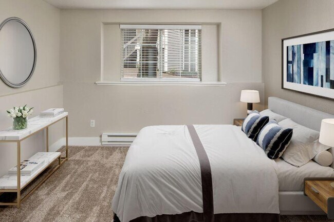 Building Photo - 17500 NW Cornell Rd