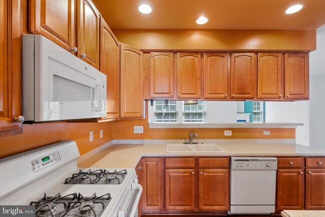 Building Photo - 9023 Brewer Creek Pl