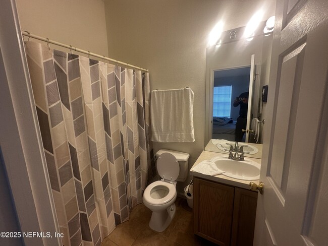 Building Photo - 12311 Kensington Lakes Dr