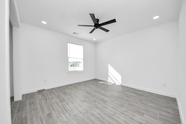 Building Photo - 2796 Harrison Rd
