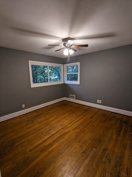 Building Photo - 2208 Westhaven Dr