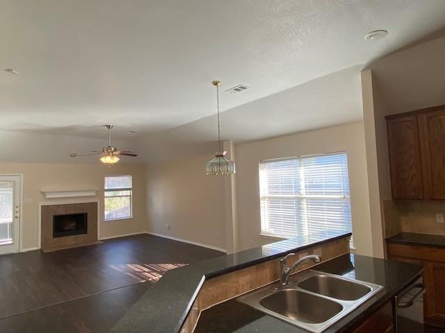 Building Photo - 1237 Sandpiper Dr