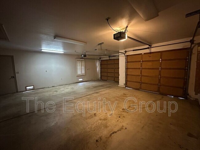 Building Photo - 5503 W Sweet Dr