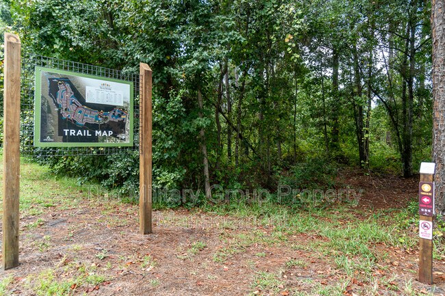 Building Photo - 253 Clarys Run