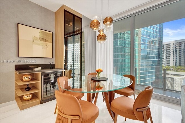 Building Photo - 300 Biscayne Blvd Way