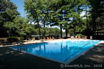 Building Photo - 21 Ashford Dr