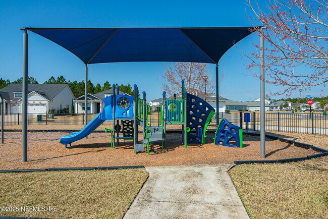 Building Photo - 11409 Madelynn Dr